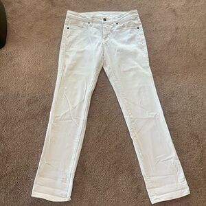 Uniqlo UJ Jeans Mid-Rise Straight Leg